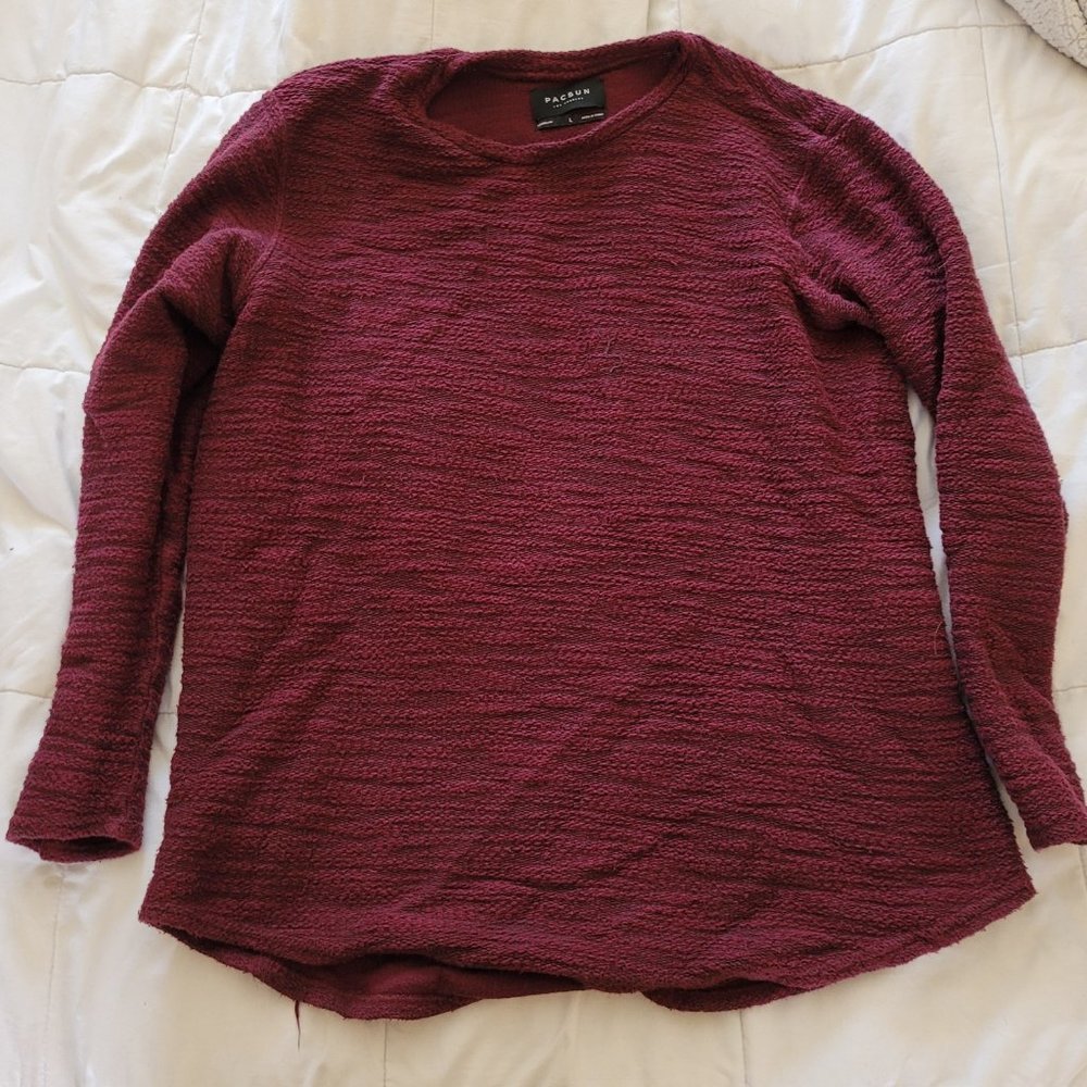 Pacsun Sweater (longer fit)